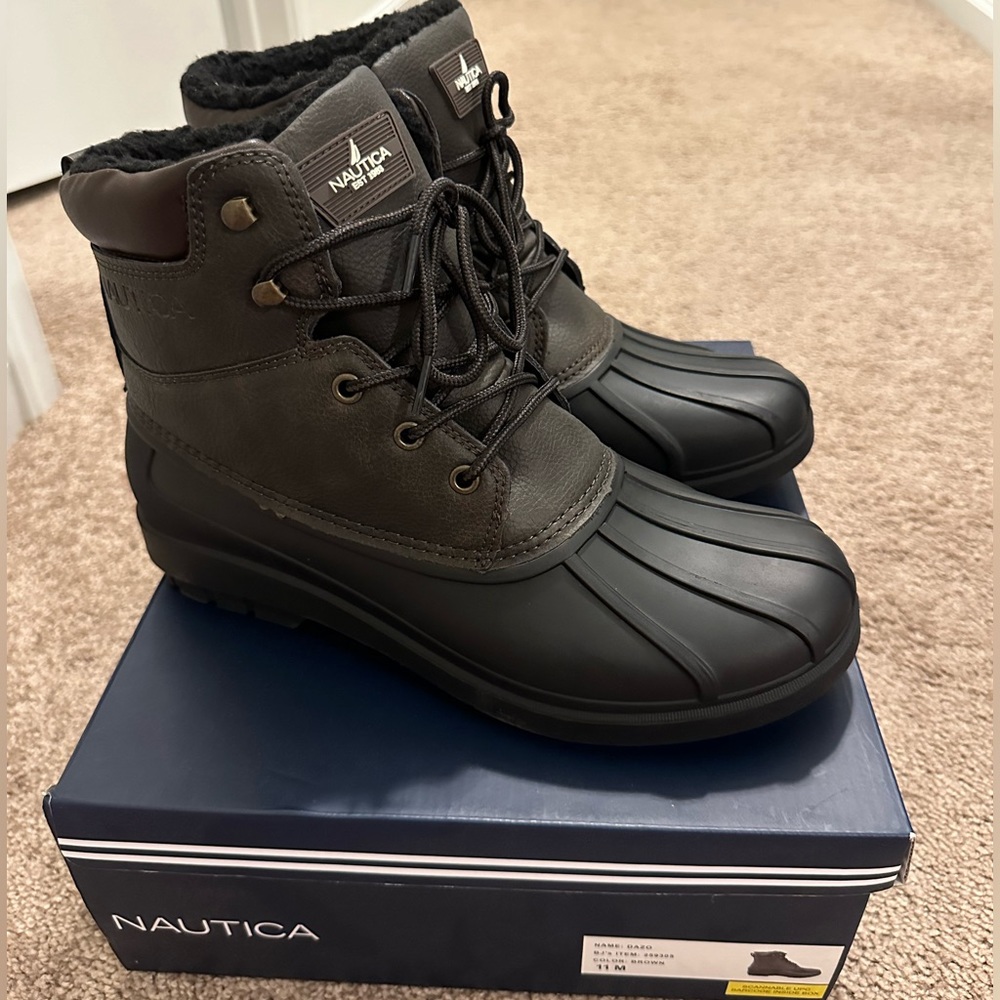 Nautica men’s boots size 11